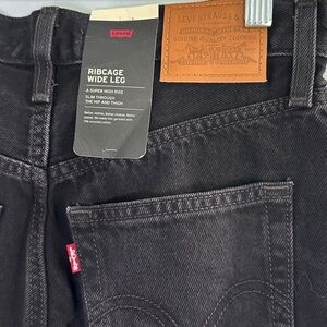 🕋NWT🕋 Levi's Black Ribcage Wide Leg Jeans